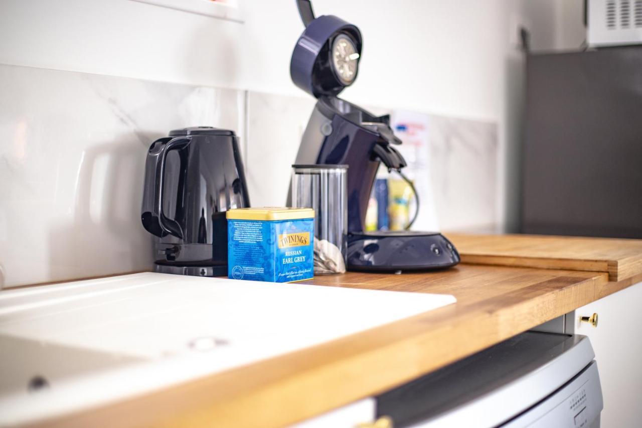 Appartement Familial - Avec Parking Prive Gratuit Arras Luaran gambar