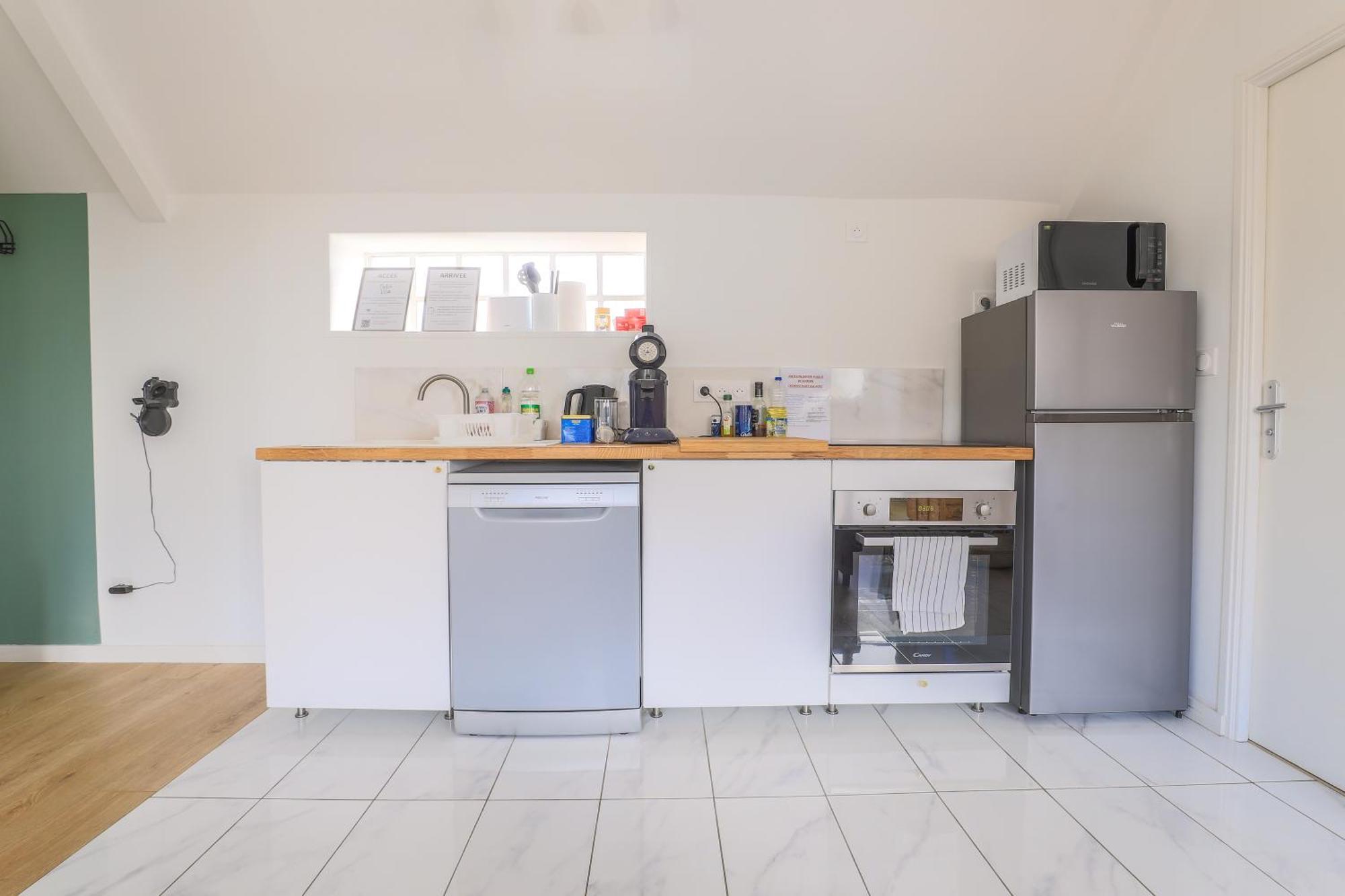 Appartement Familial - Avec Parking Prive Gratuit Arras Luaran gambar